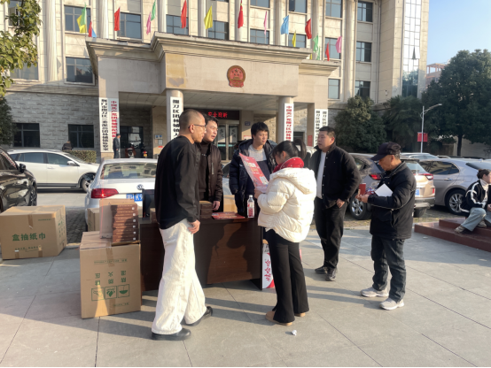 中荊置業(yè)前往團(tuán)林鎮(zhèn)開展“安居工程”政策宣講及中荊學(xué)府項目宣傳活動36.png